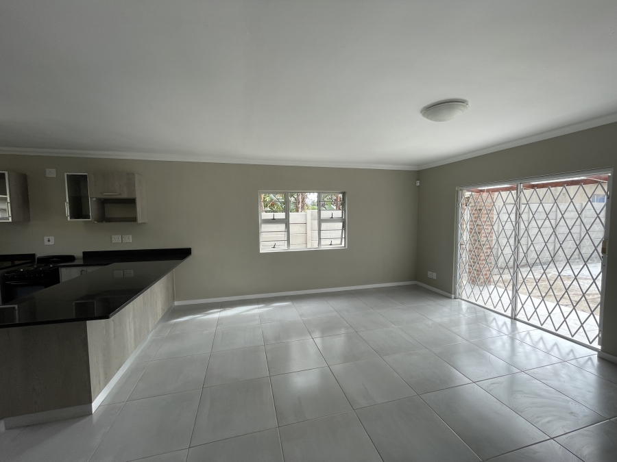 4 Bedroom Property for Sale in Berea Eastern Cape